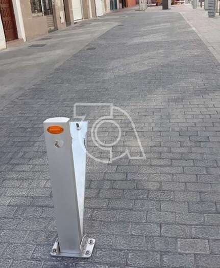 Sistema instalado en la remozada calle peatonal de Andrés Manjón (Foto TA)